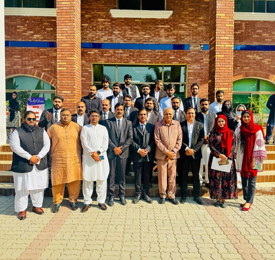 District Bar Association  Delegation Visits USKT 